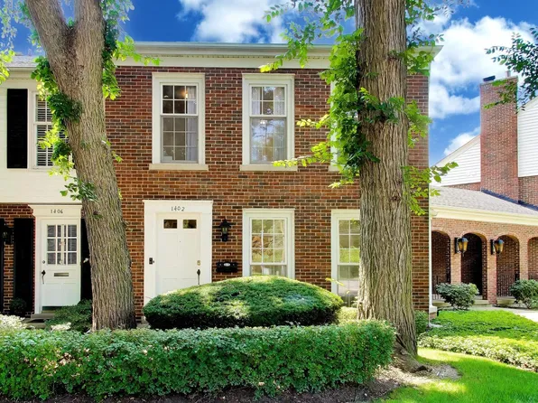 1402 Waukegan Rd, Northbrook, IL 60062