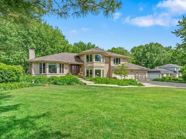 5N411 Harvest Ln, Saint Charles, IL 60175