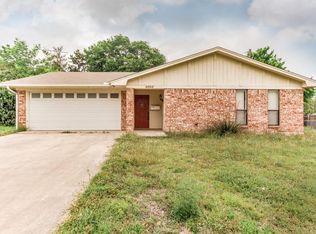 2005 Thompson St, Bridgeport, TX 76426