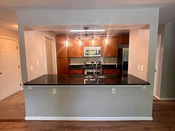 4th image of 14201 Wolf Creek Pl APT 6