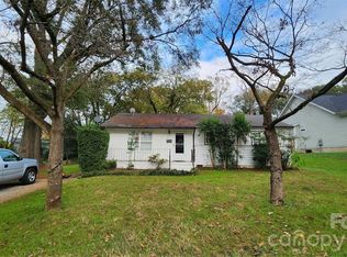717 Tennyson Dr, Charlotte, NC 28208