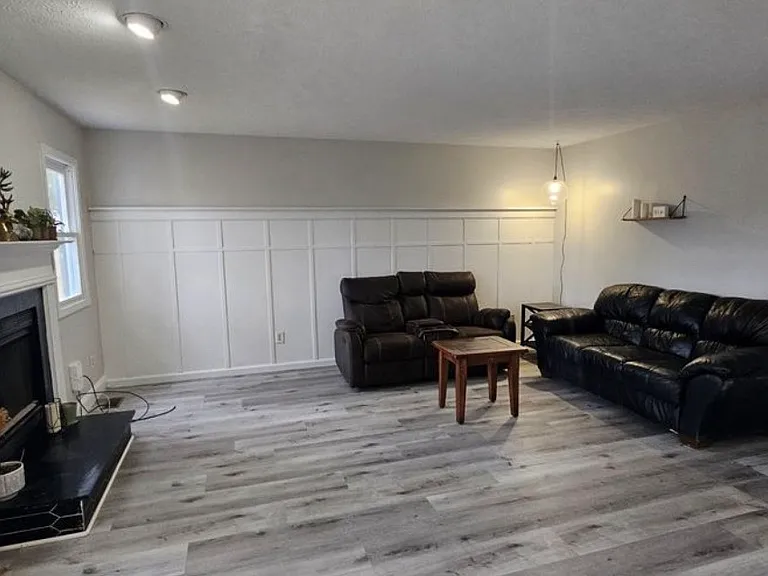 843 Westridge Cir — Photo 3