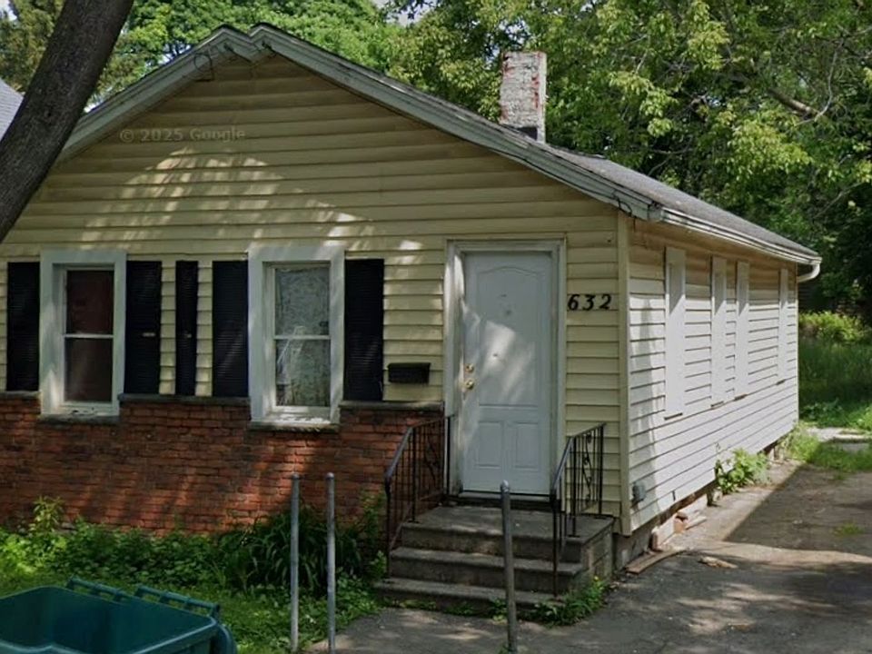 1st image of 632 Smith St