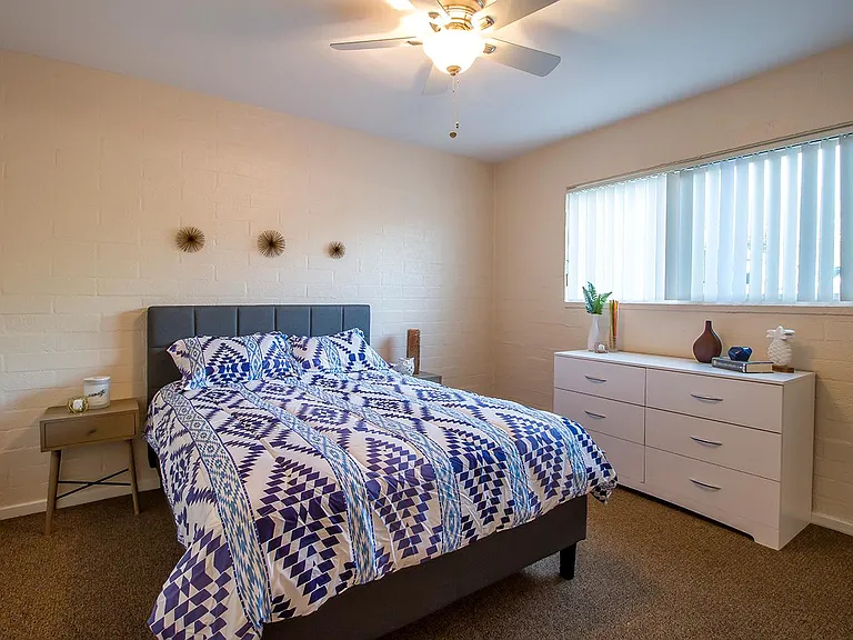 L6 — Photo 10