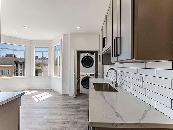 5th image of 1701-1711 Greenwich St #1703