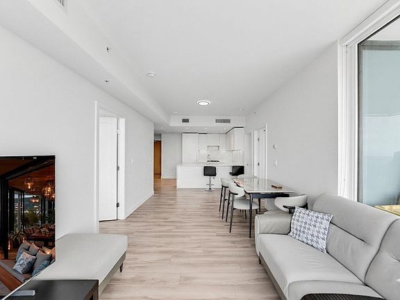 3rd image of 6699 Dunblane Ave #1809