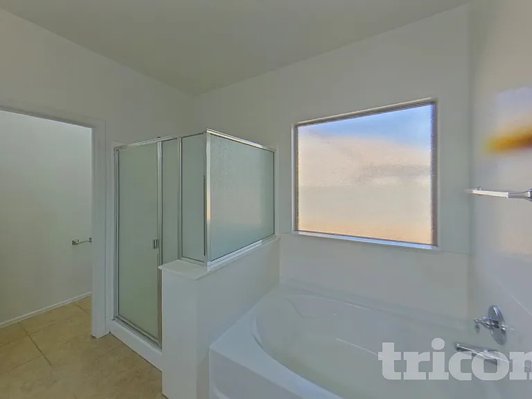 7050 W Sophie Ln — Photo 9