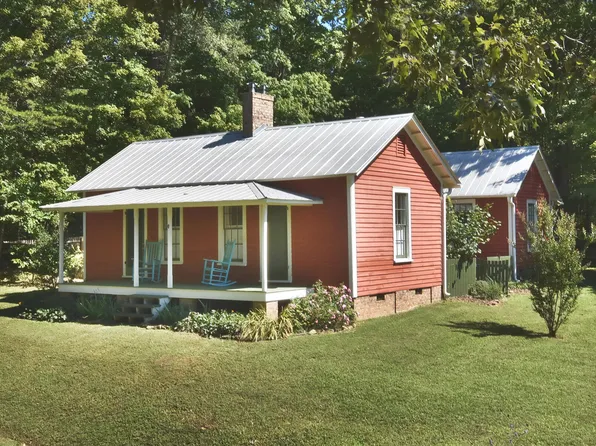 2487 Glencoe St, Burlington, NC 27217
