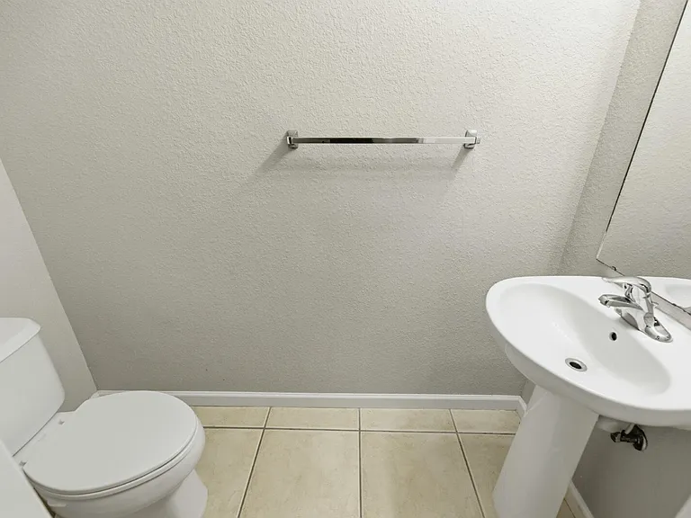 4482 SW 49th Ave — Photo 10
