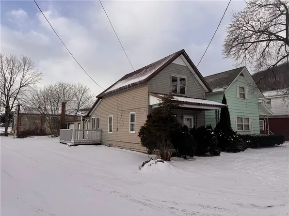 74 Sherman St, Bradford, PA 16701