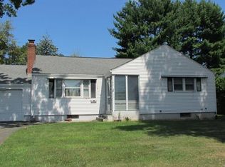 92 Harris Hill Rd, Wethersfield, CT 06109