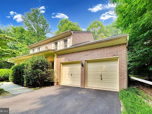 3rd image of 6228 Garden Rd