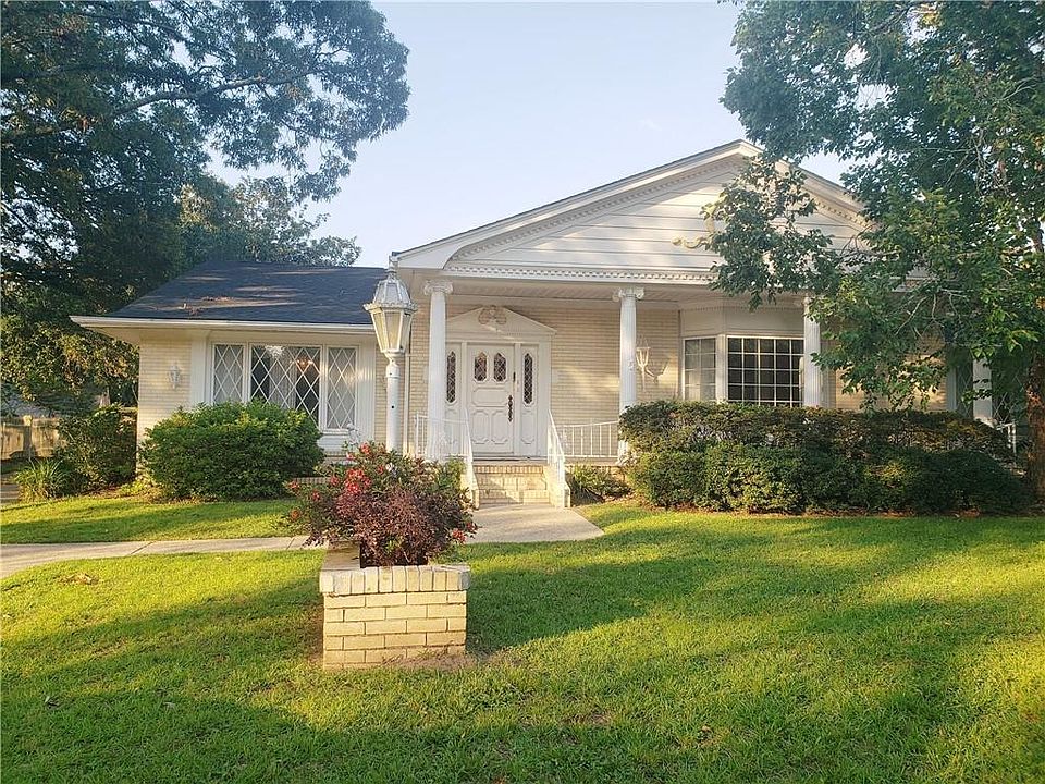 1st image of 1221 Westbury Dr