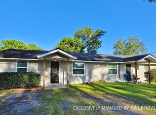 748 Ellis Rd, Jacksonville, FL 32205