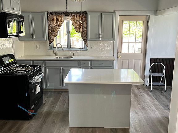 5th image of 42 Garden St #2