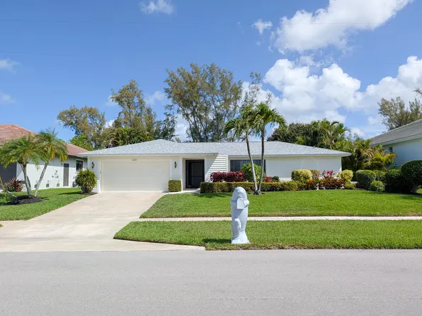 631 Diplomat Ct, Marco Island, FL 34145