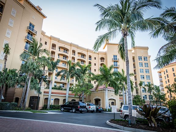 3rd image of 3321 Sunset Key Cir Unit 209