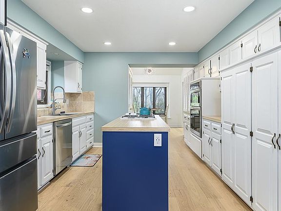 2nd image of 12434 W 85th Ter