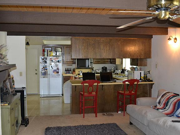 4th image of 3271 Samantha Dr