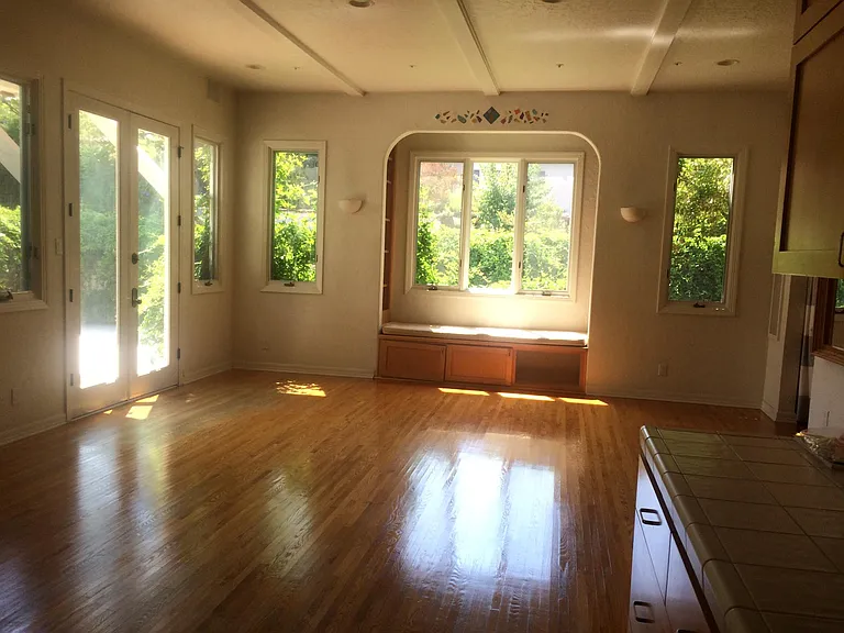 S McCarty Dr — Photo 19
