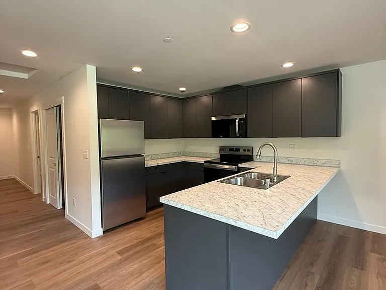 705 W Lake Samish Dr — Photo 3