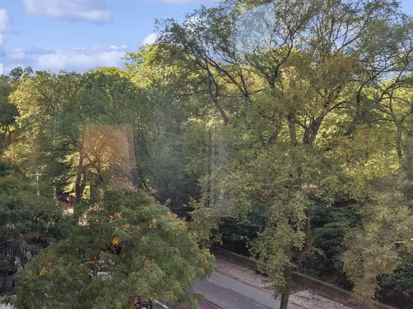 1215 5th Avenue image 15 of 15