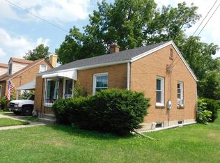 518 E Sycamore St, Sycamore, IL 60178