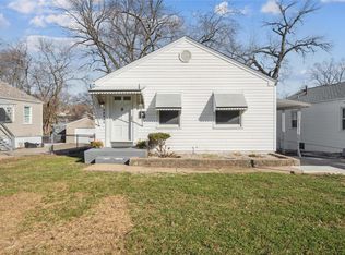 10545 Saint Matthew Ln, Saint Ann, MO