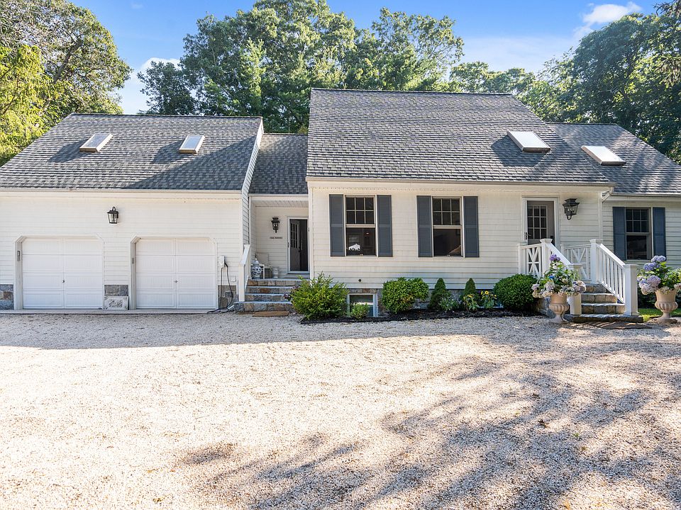 2421 Noyac Rd, Sag Harbor, NY 11963 Zillow