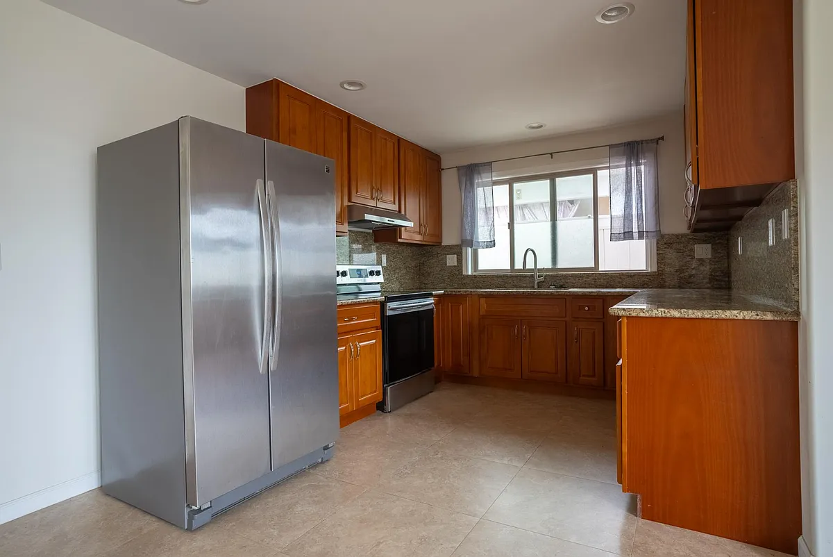 Building Photo - 1348 Alewa Dr #1B