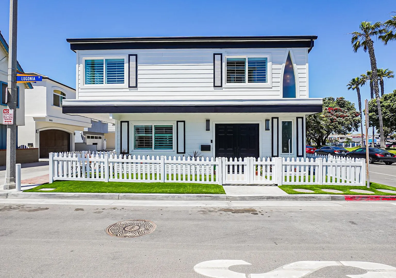 Completely Remodeled Beach House One Home from the Sand | Furnished | 30-Day Minimum Stay — Photo 3