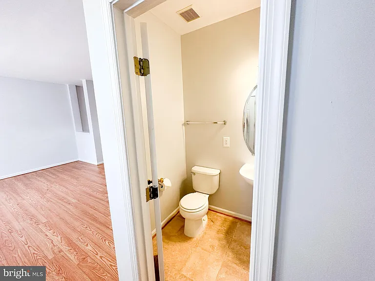 20910 Butterwood Falls Ter — Photo 6