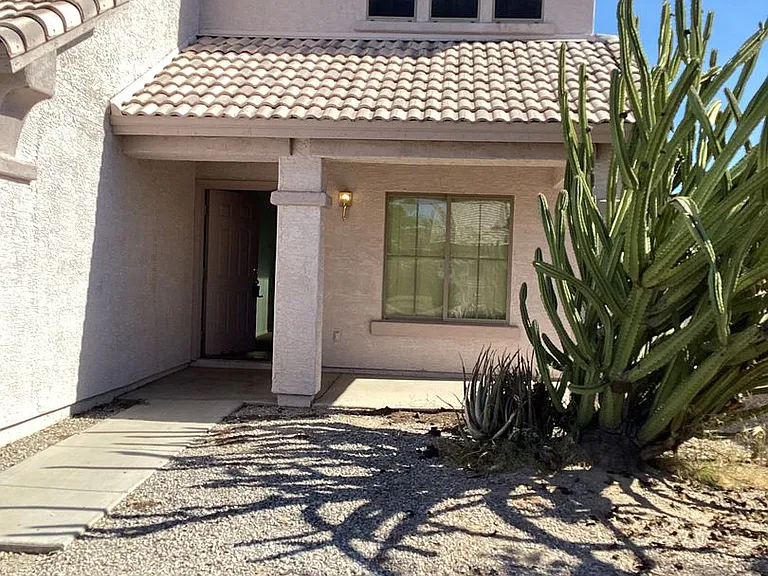 6631 S 18th Ln — Photo 2