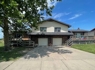 1701 Apollo Ave #1701, Great Bend, KS 67530