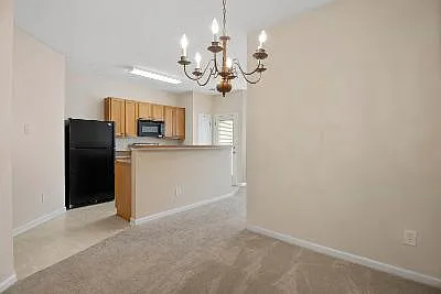 6305 Shoreview Cir — Photo 4
