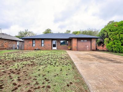 252 Christy Dr, Lahoma, OK, 73754