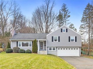 23 Ivy Ln, Newington, CT 06111