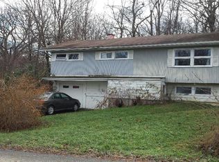 11 Haight Dr, New Windsor, NY 12553