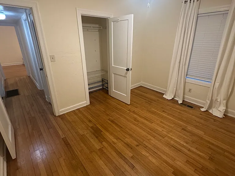 1006 N Duval St — Photo 8