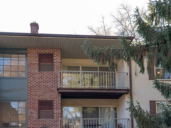 Top floor unit