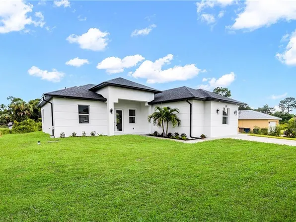 3007 72nd ST W, LEHIGH ACRES, FL 33971