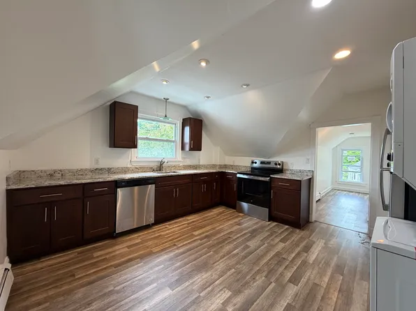 980 Washington St #2, Stoughton, MA 02072