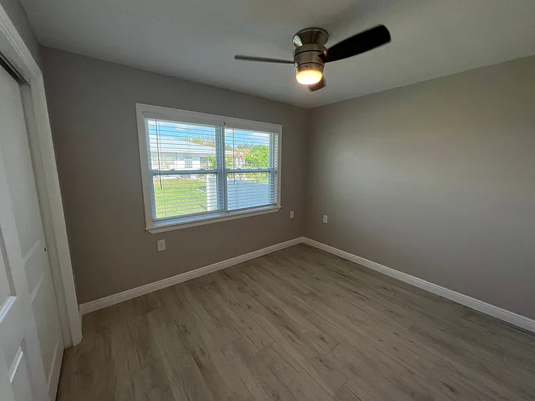 575 Clearwater Largo Rd N #7 — Photo 7