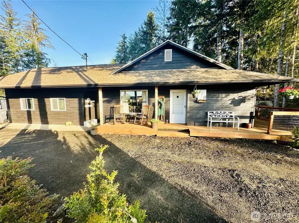 970 N Colony Surf Drive, Lilliwaup, WA 98555