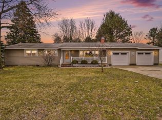 306 N 1st Ave, Tawas City, MI