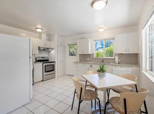 1775B S Springer Rd #B, Mountain View, CA 94040