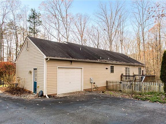 5th image of 4392 Lynnecross Ct