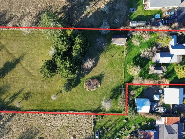 1182 43rd Ave, Sweet Home, OR 97386