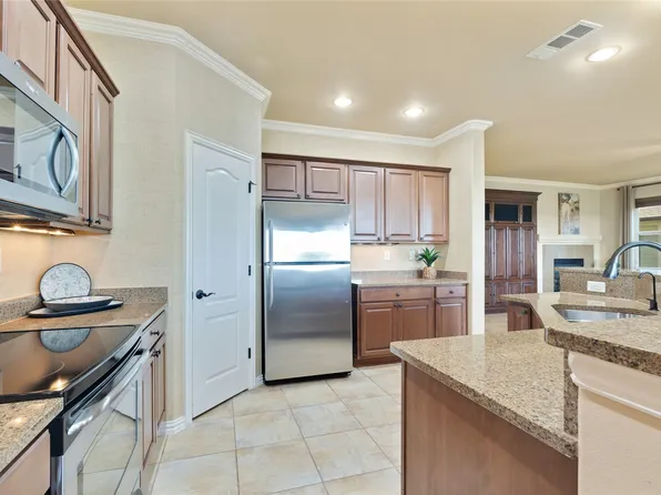 9201 Perimeter St, Denton, TX 76207