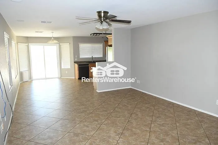 3282 W Belle Ave — Photo 3